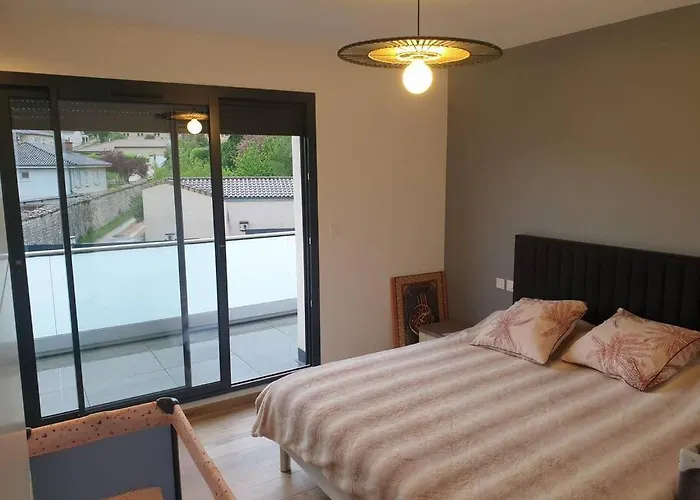 Location Villa Moderne Piscine