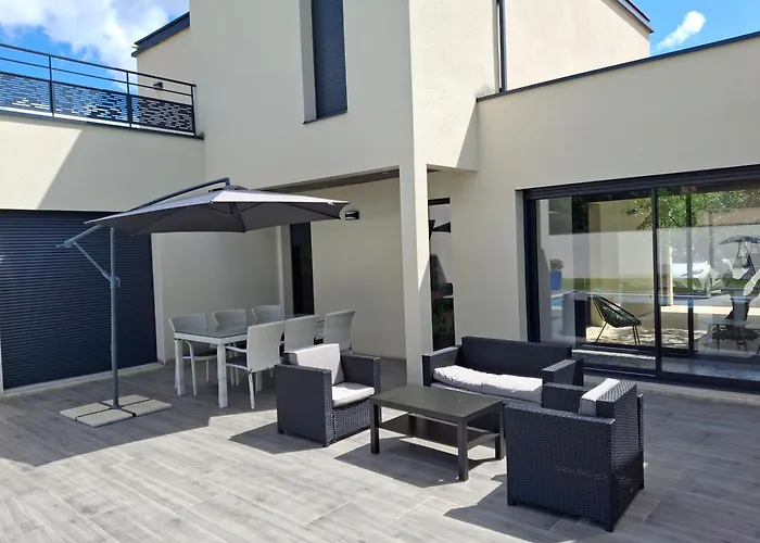 Location Villa Moderne Piscine